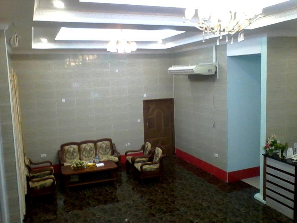 Aung Tha Pyay Hotel 3 Rangoon Buitenkant foto