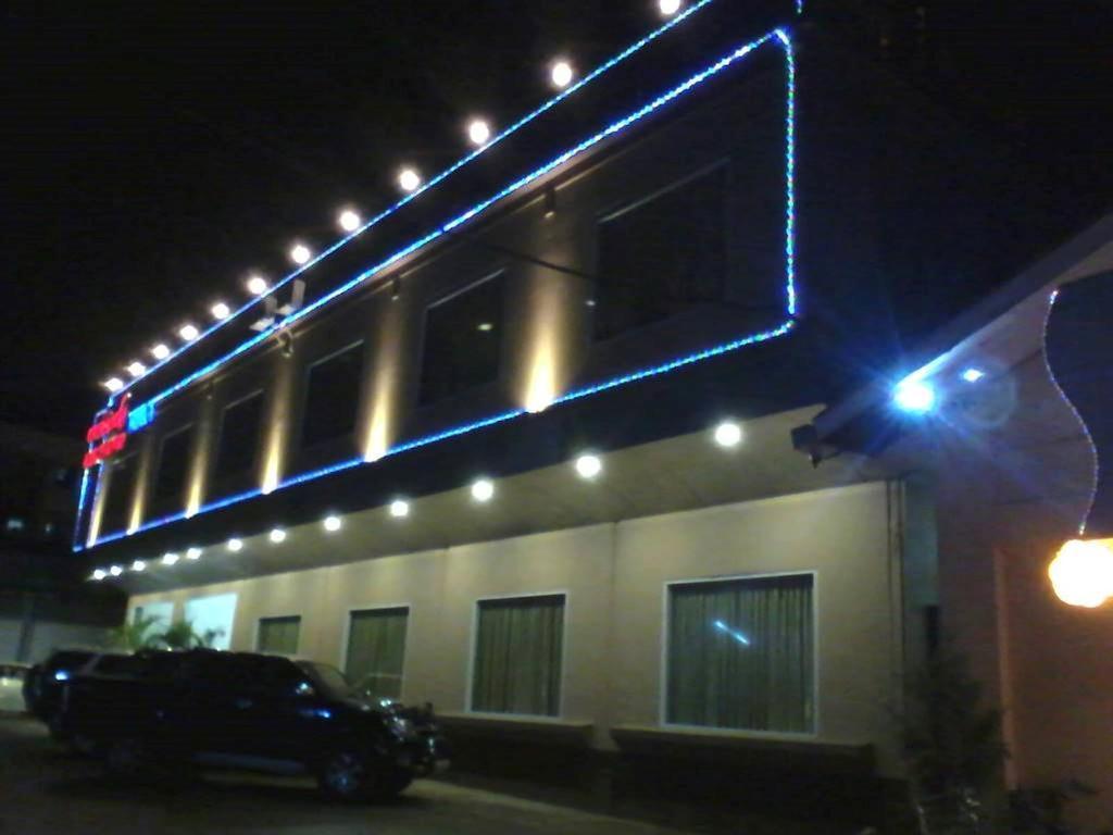 Aung Tha Pyay Hotel 3 Rangoon Buitenkant foto