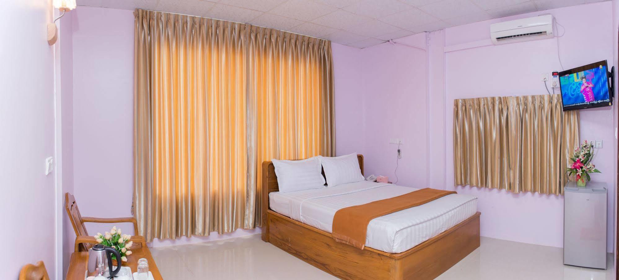 Aung Tha Pyay Hotel 3 Rangoon Buitenkant foto